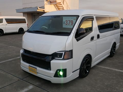 H26　ハイエースワゴン　GL　4WD